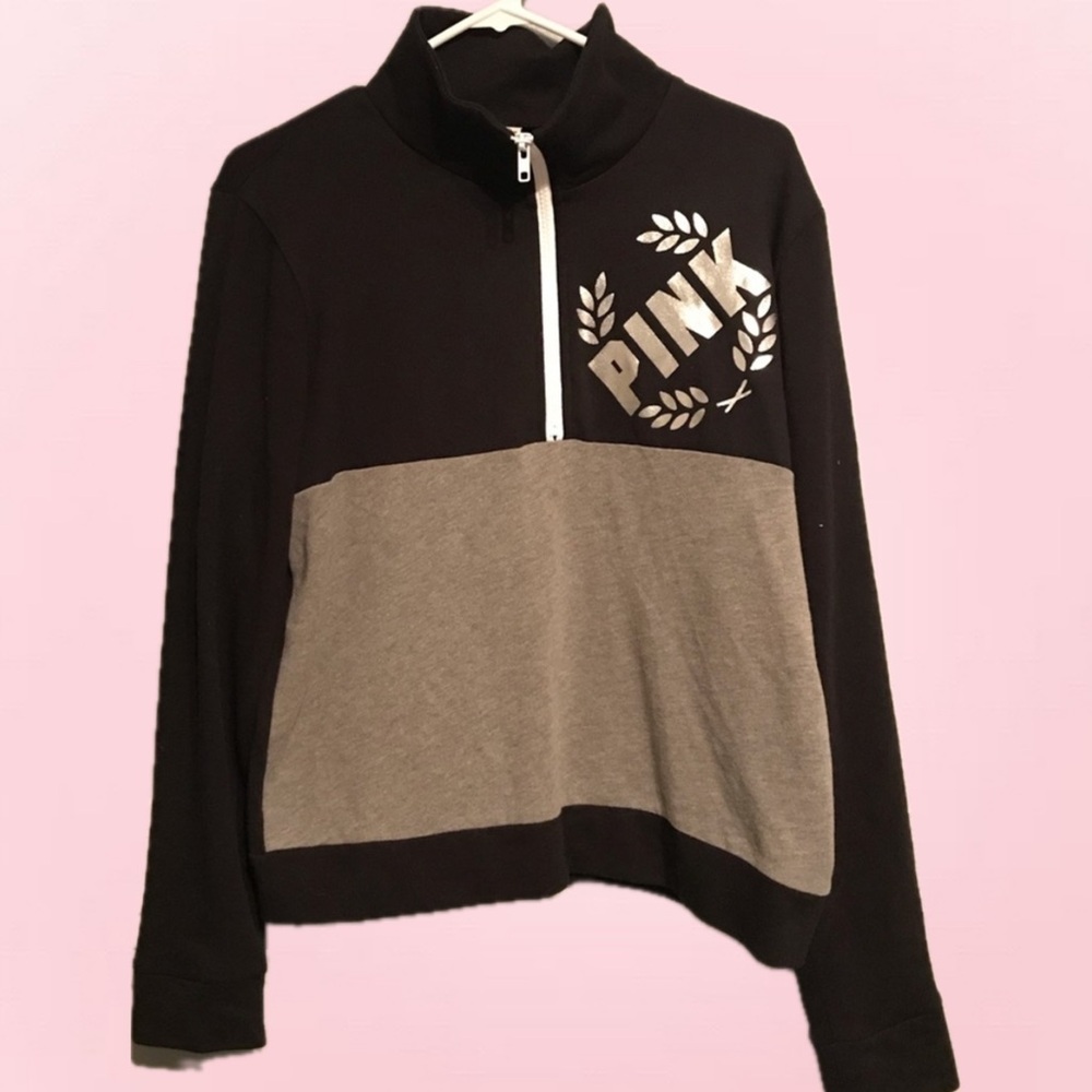 Quarter Zip Pull Over.